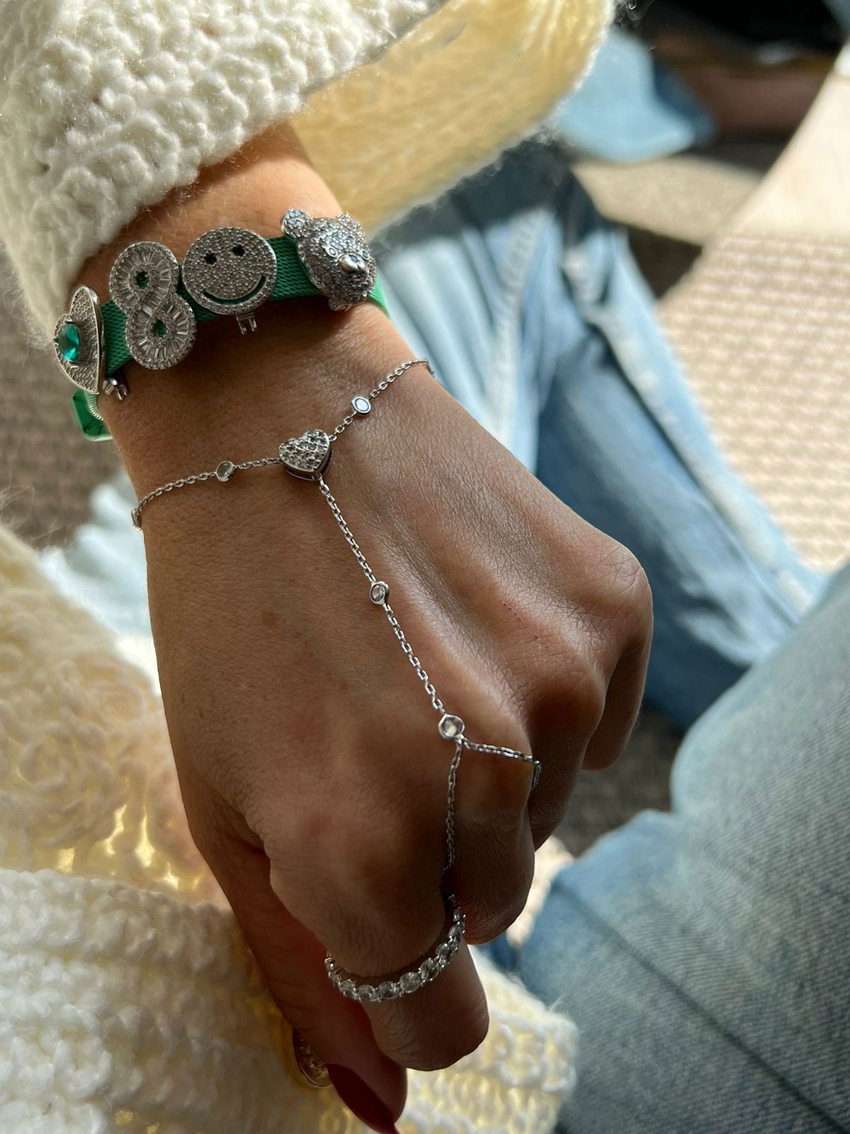 Pulseira Jade com Zircônia Cristal e Coração em Banho de Ródio Branco