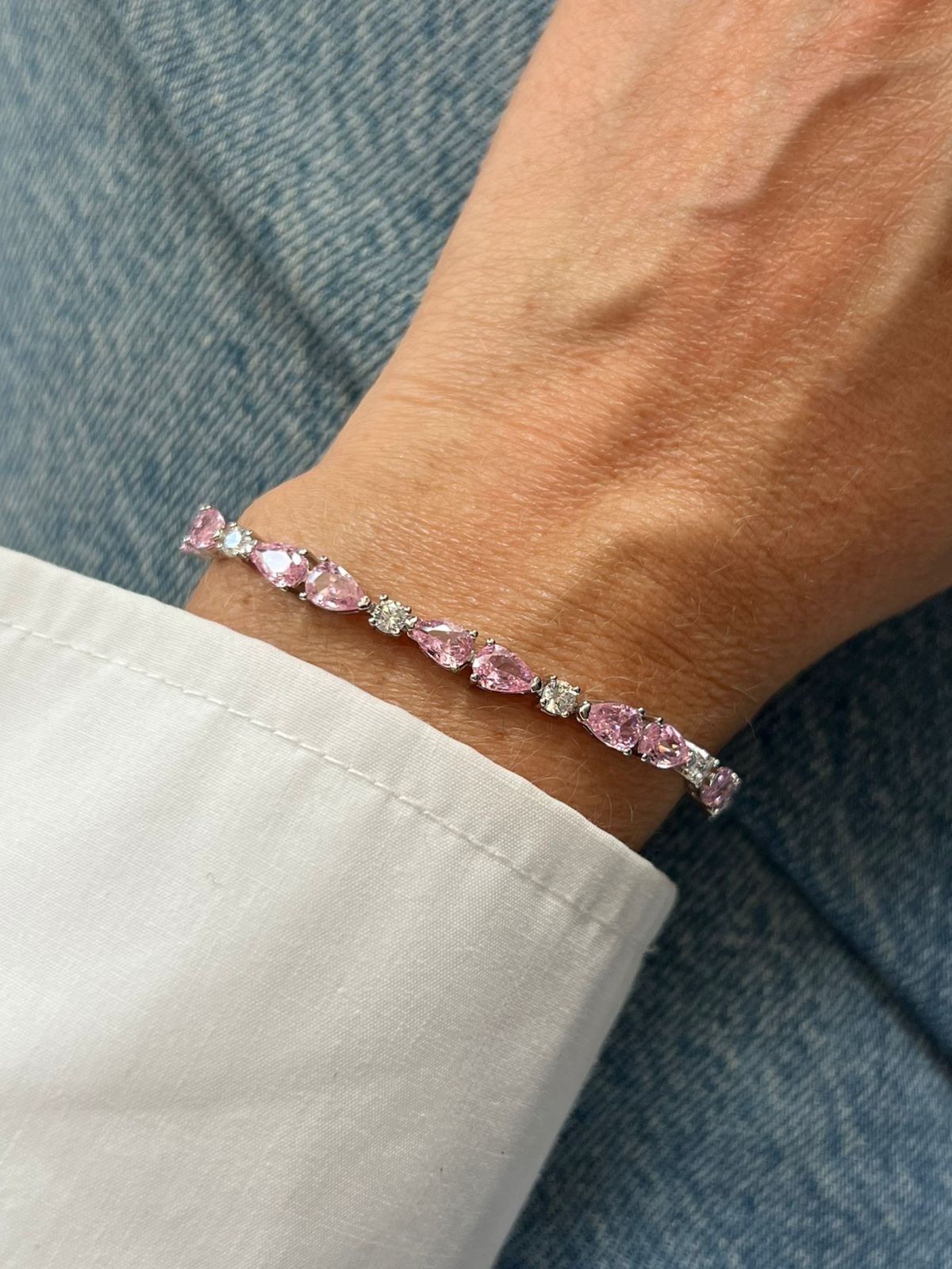 Pulseira Riviera com Gota Rosa Claro (Fecho Joia) em Banho de Ródio Branco