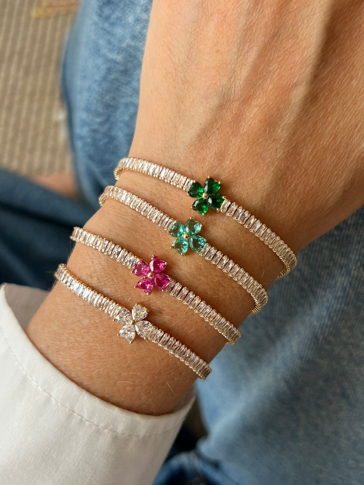 Pulseira Riviera com Trevo Zirconia (Fecho Joia) em Banho de Ouro