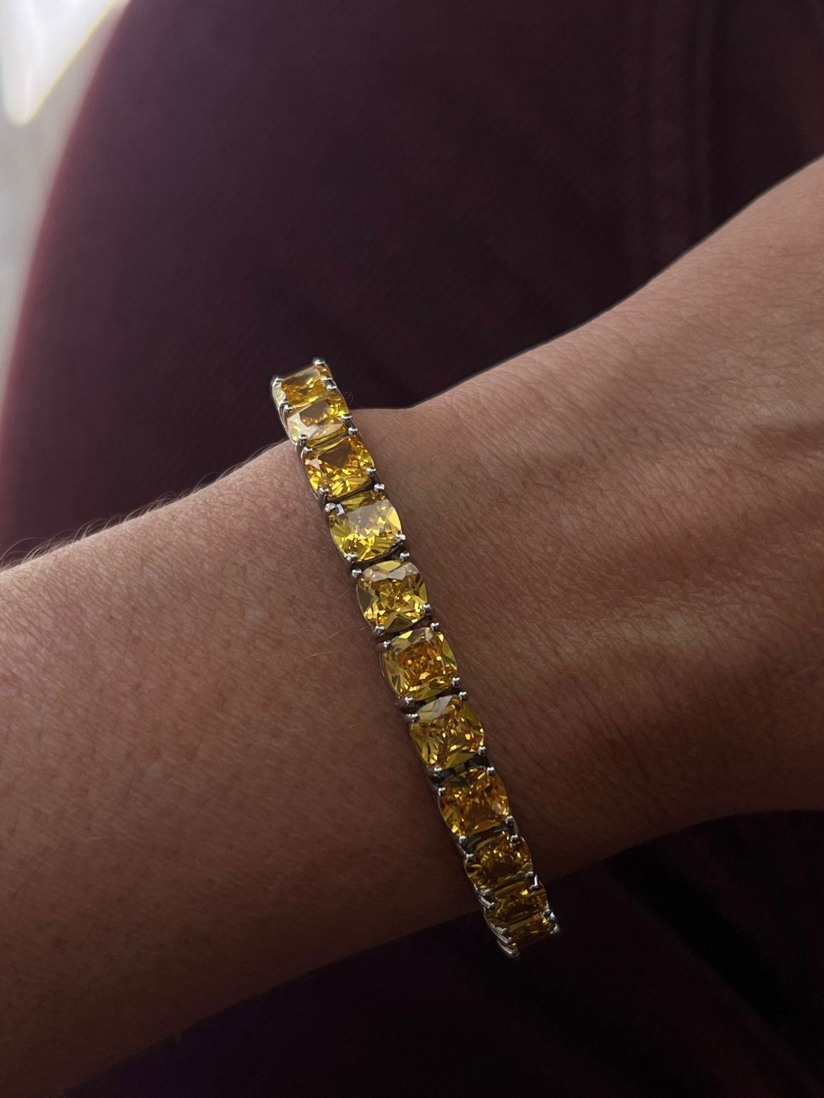 Pulseira Riviera Quadrada com Zircônia Citrino em Banho de Ródio Branco