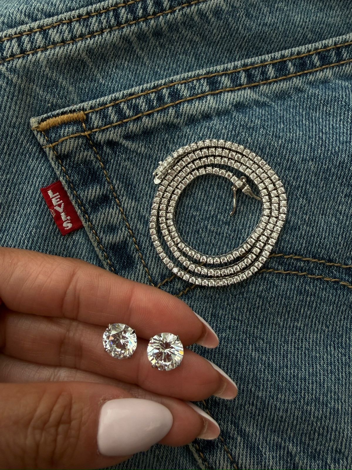 Riveira 4 garras Zircônia Cristal 2mm + Brinco 10mm (Fecho Joia) em Banho de Ródio Branco