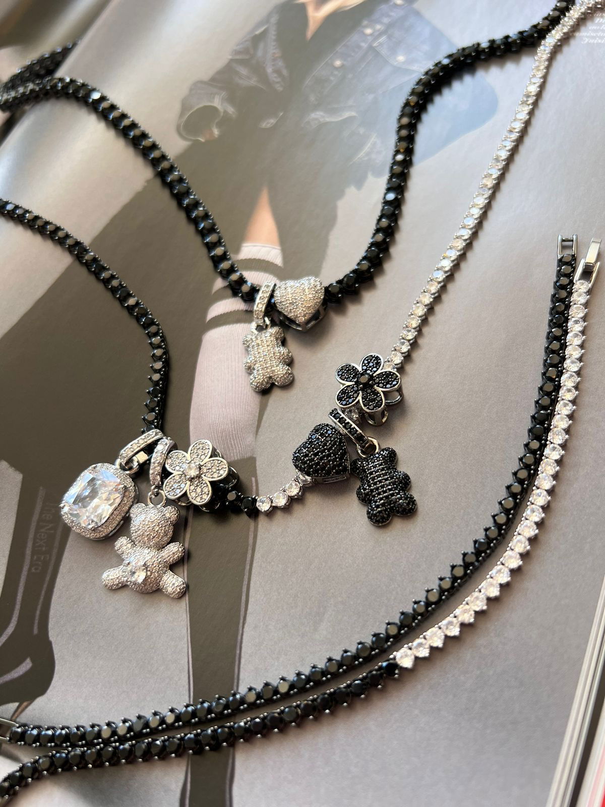 Riviera 3 Pontas com Zircônia Black ( Fecho Joia ) em Banho de Ródio Negro