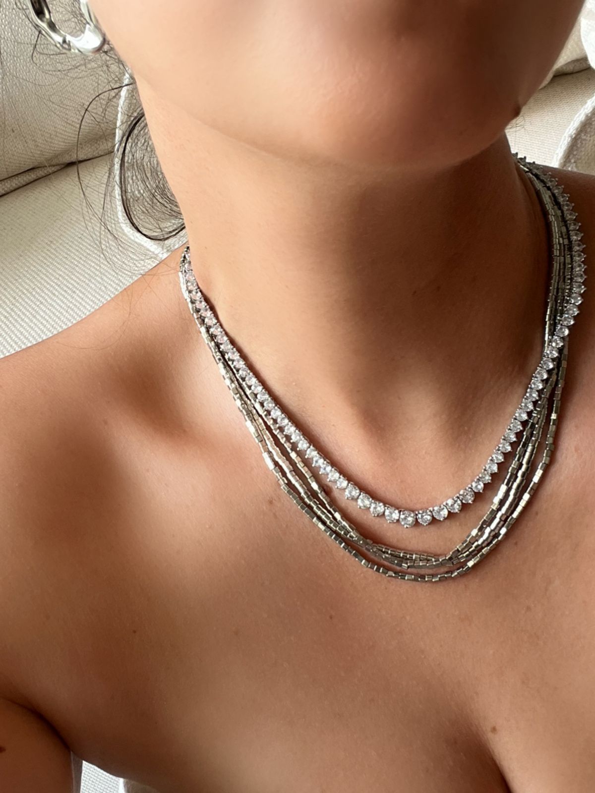 Riviera 3 Pontas com Zircônia Degrade ( Fecho Joia ) em Banho de Ródio Branco