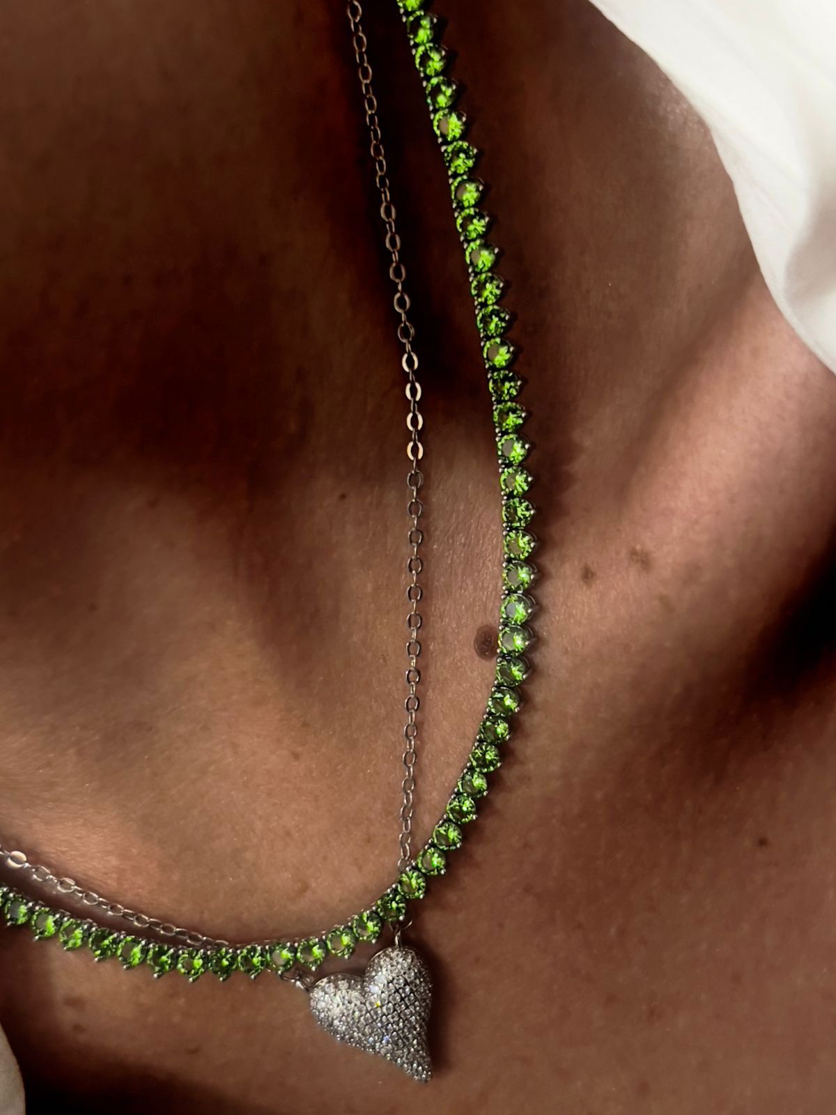 Riviera 3 pontas Zircônia Turmalina Menta (Fecho Joia) em Banho de Ródio Branco