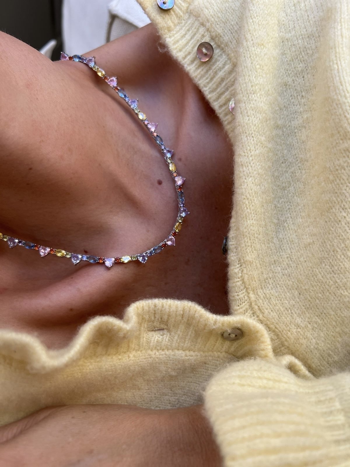 Riviera Colors (Fecho Joia) em Banho de Ródio Branco