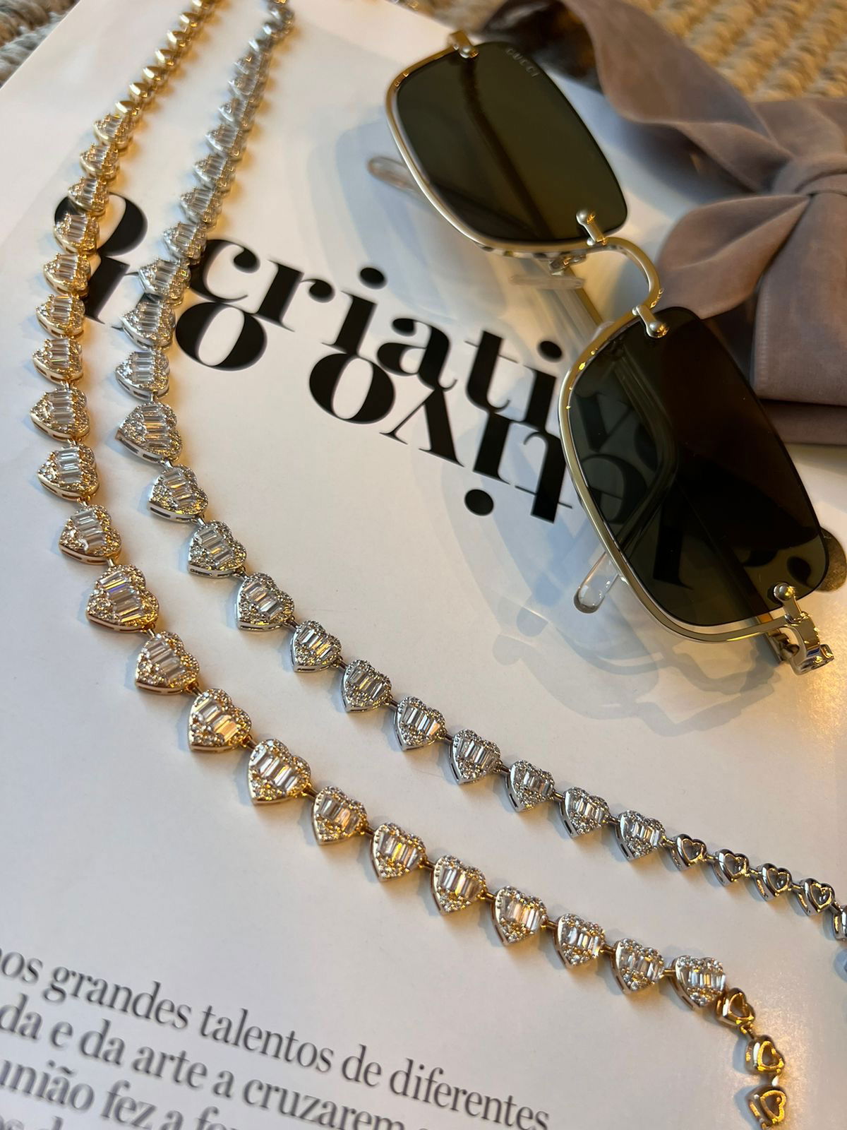 Riviera com Coração Cristal e Liso (Fecho Joia) em Banho de Ródio Branco