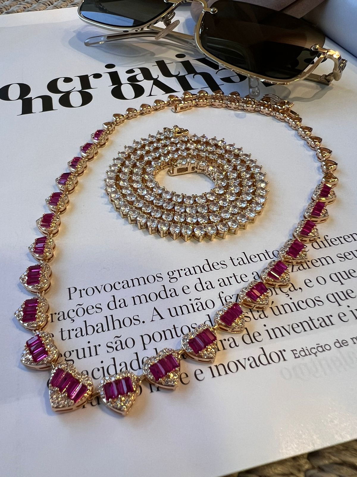 Riviera com Coração Cristal e Pink e Coração Liso(Fecho Joia) em Banho de Ouro