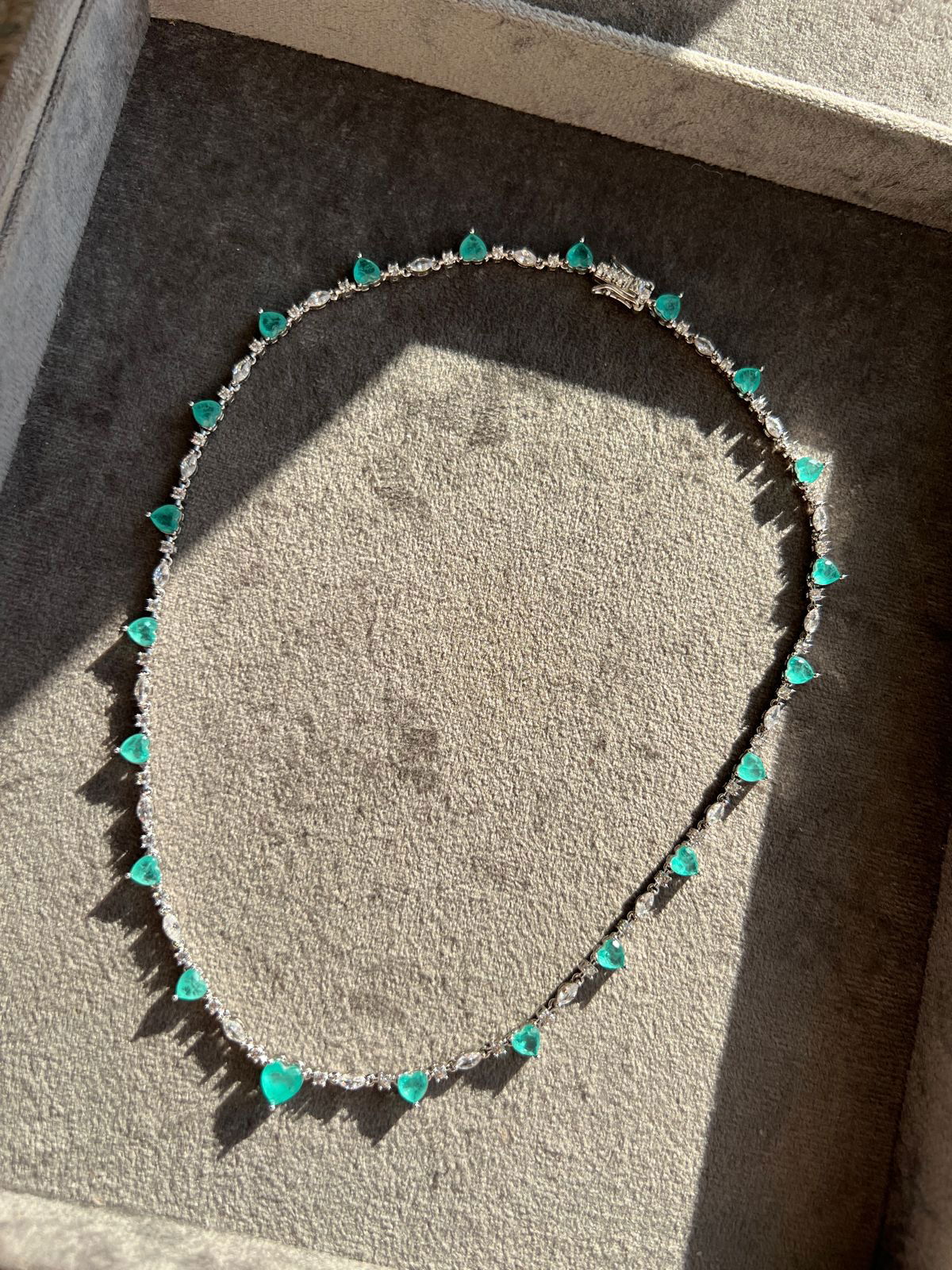 Riviera com Coração Fusion Esmeralda Colombiana 45cm (Fecho Joia) em Banho de Ródio Brenco6