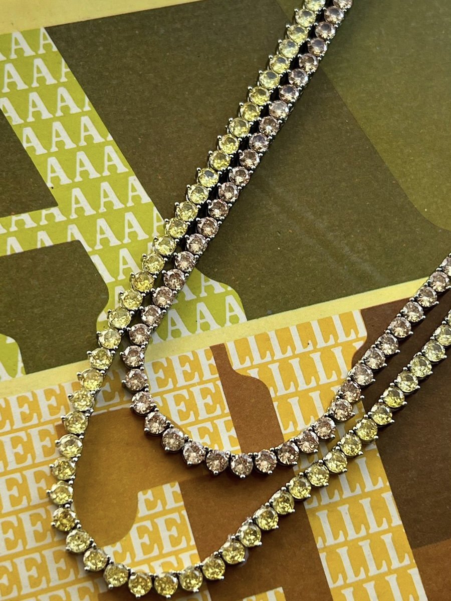 Riviera Jade 3 Pontas com Zircônia Champanhe (Fecho Joia) em Banho de Ródio Branco