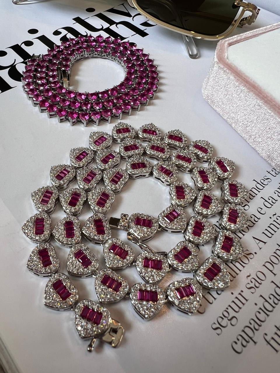 Riviera Coração Zircônia Cristal e Pink (Primeira) (Fecho Joia) em Banho de Ródio Branco