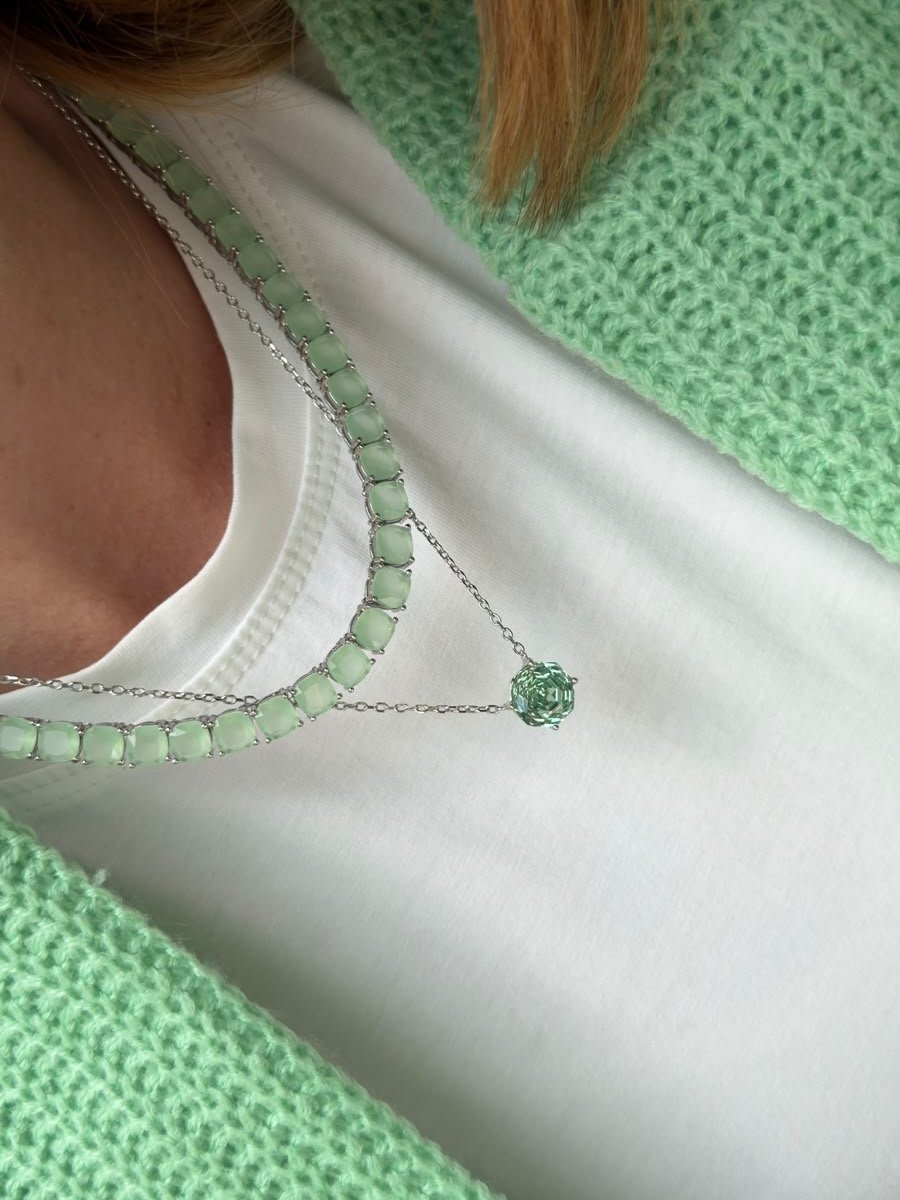 Riviera Cushion Menta Leitoso (Fecho Joia) em Banho de Ródio Branco