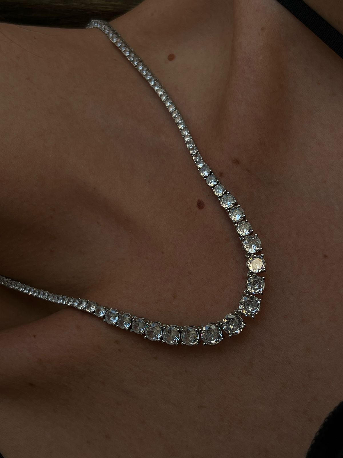 Riviera Degrade 4 pontas ( Fecho Joia) em Banho de Ródio Branco