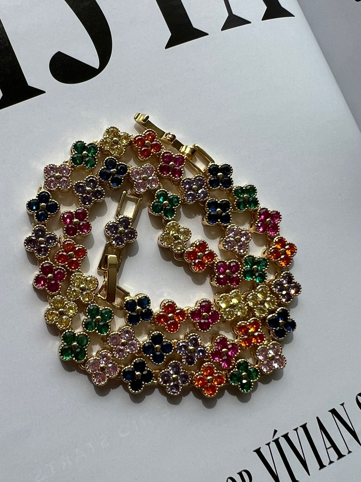 Riviera Maleável com Zircônia Colorida (Fecho Joia) em Banho de Ouro