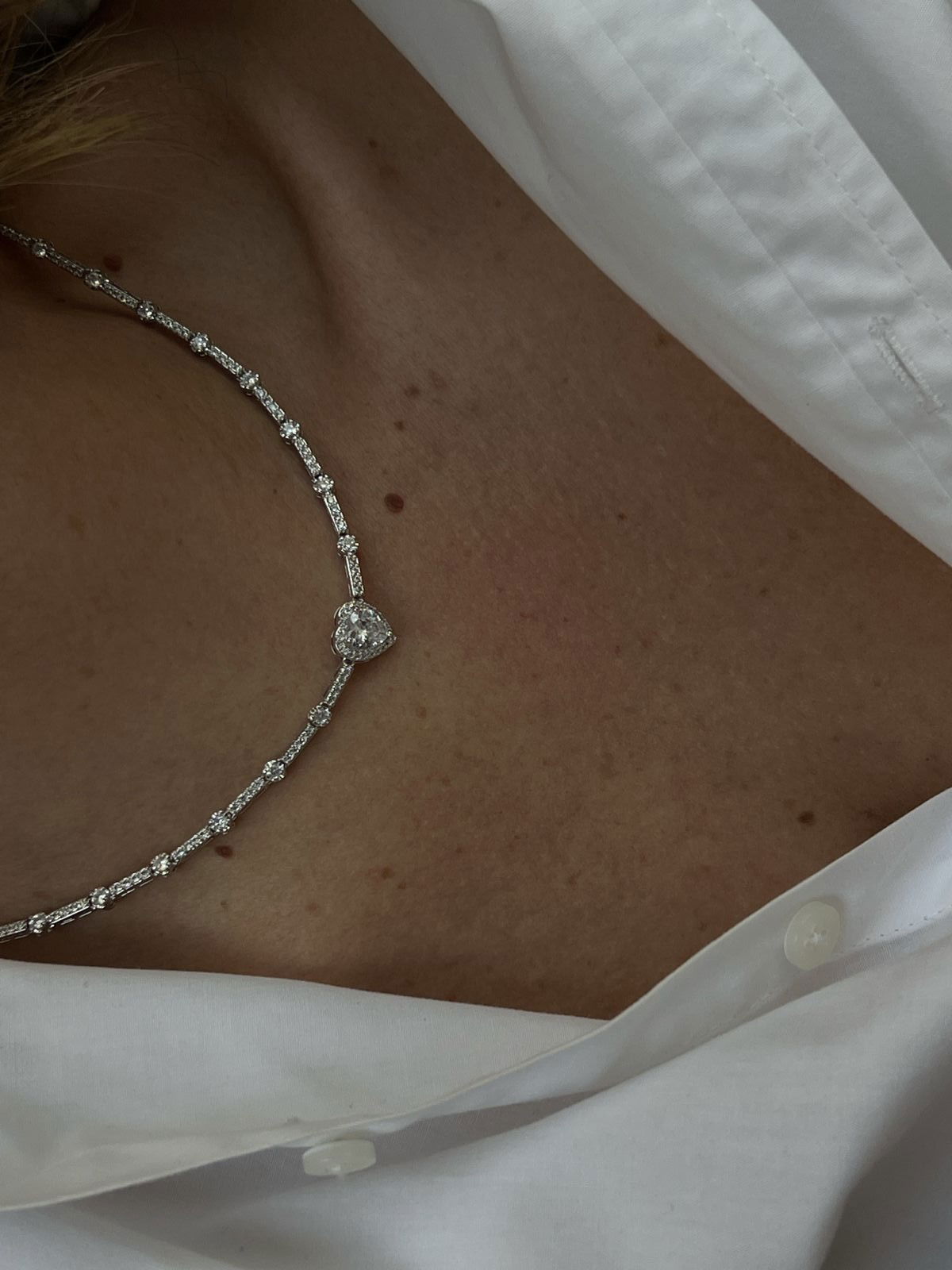 Riviera Palito com Coração Zircônia Cristal (Fecho Joia) em Banho de Ródio Branco