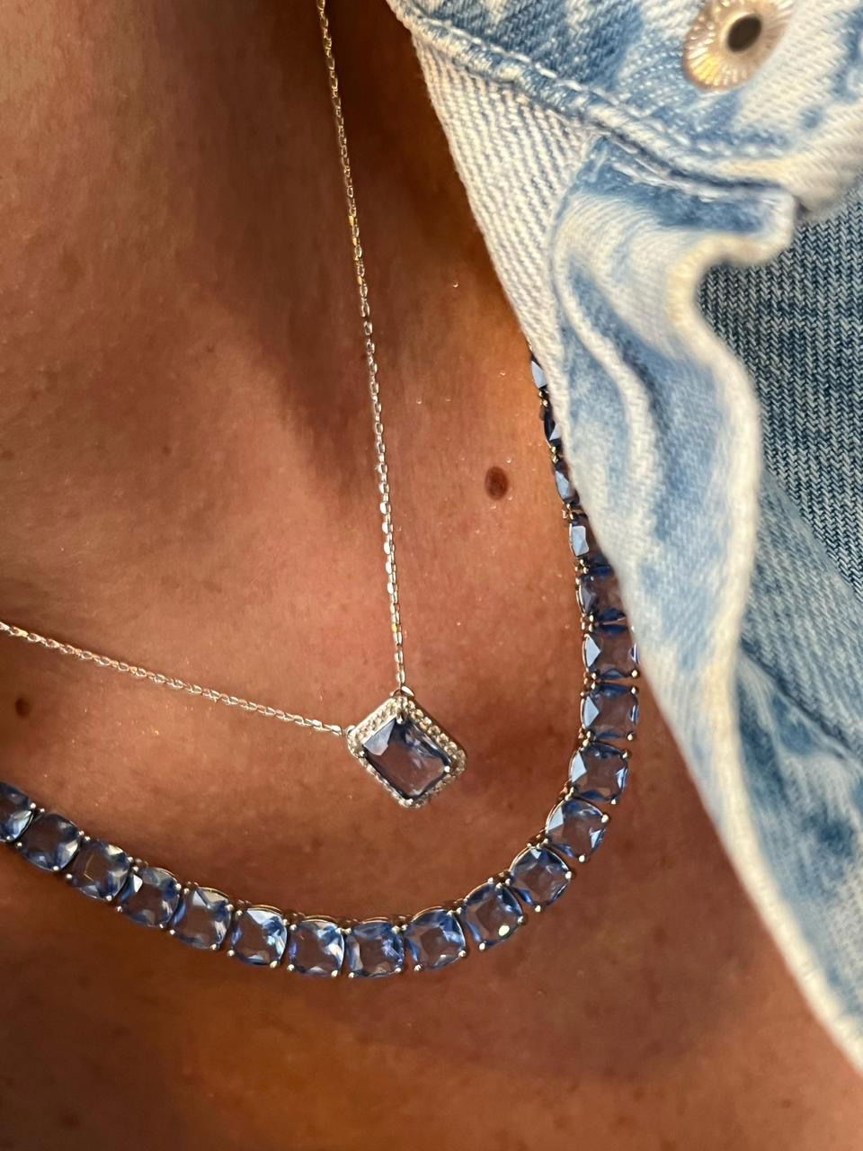 Riviera Quadrada Zircônia Azul Tanzânita (Fecho Joia) e Banho de Ródio Branco